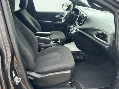 2021 Chrysler Pacifica Touring AWD