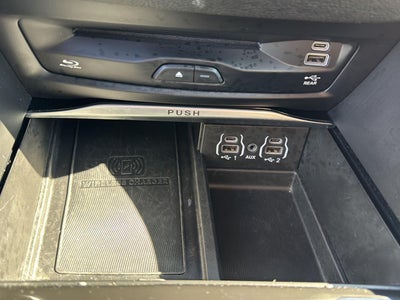 2024 Chrysler Pacifica Limited AWD