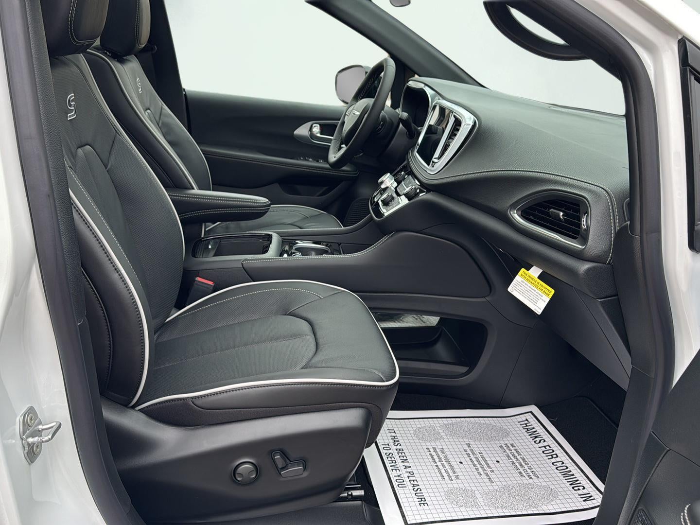 2026 Chrysler Pacifica PACIFICA LIMITED AWD