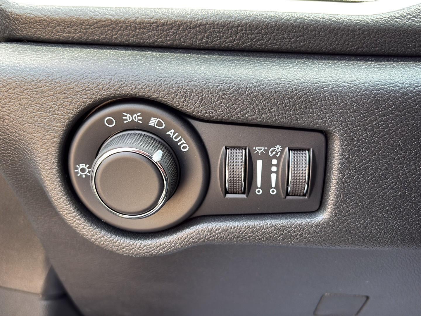 2027 Chrysler Pacifica PACIFICA LIMITED AWD