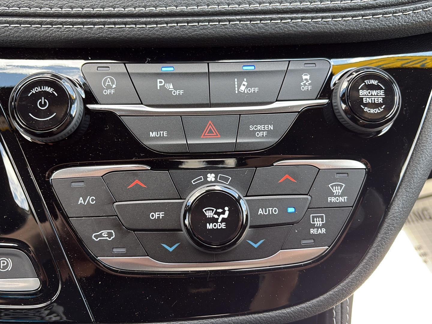 2027 Chrysler Pacifica PACIFICA LIMITED AWD