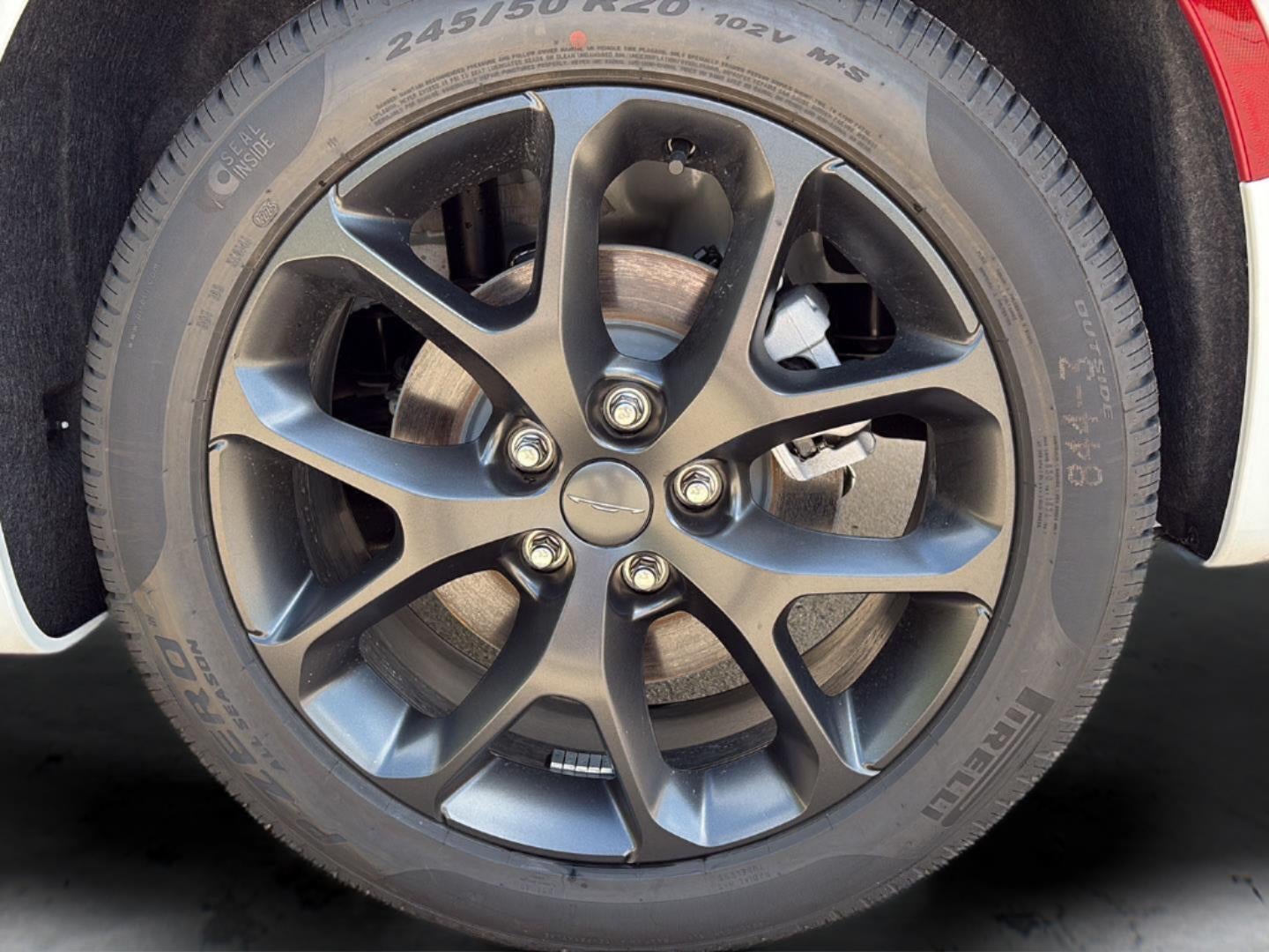 2027 Chrysler Pacifica PACIFICA LIMITED AWD