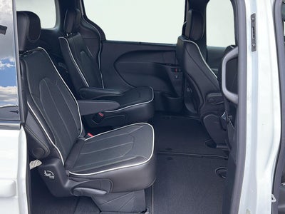 2027 Chrysler Pacifica PACIFICA LIMITED AWD