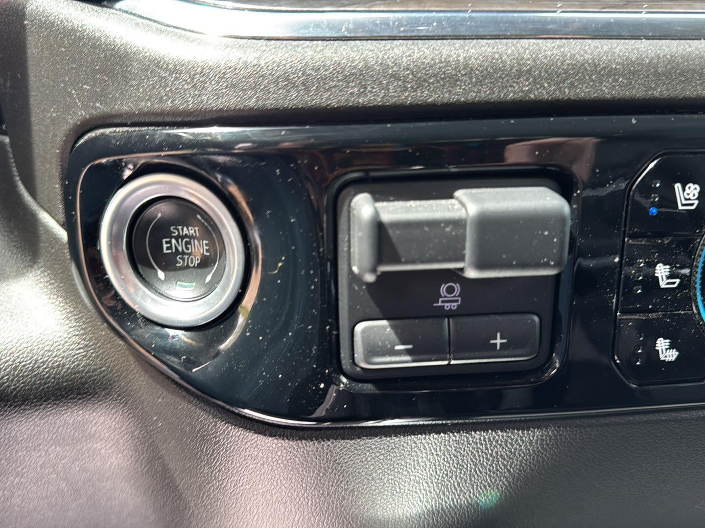 2024 Chevrolet Silverado 1500 4WD Crew Cab Short Bed LTZ