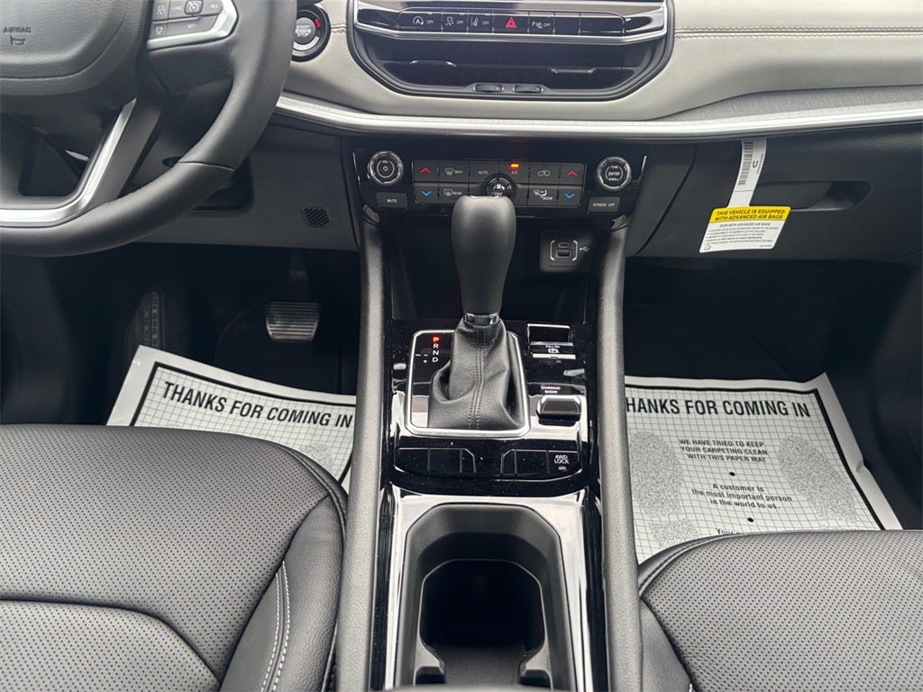 2025 Jeep Compass COMPASS LIMITED 4X4