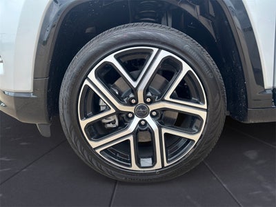 2025 Jeep Compass COMPASS LIMITED 4X4