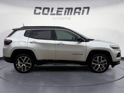 2025 Jeep Compass COMPASS LIMITED 4X4