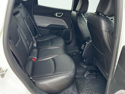 2024 Jeep Compass Latitude Lux FWD