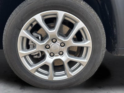 2024 Jeep Compass Latitude Lux FWD