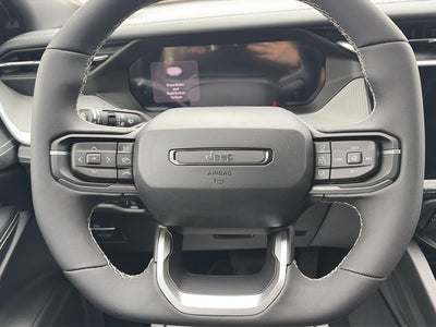2026 Jeep Cherokee CHEROKEE LAREDO 4X4