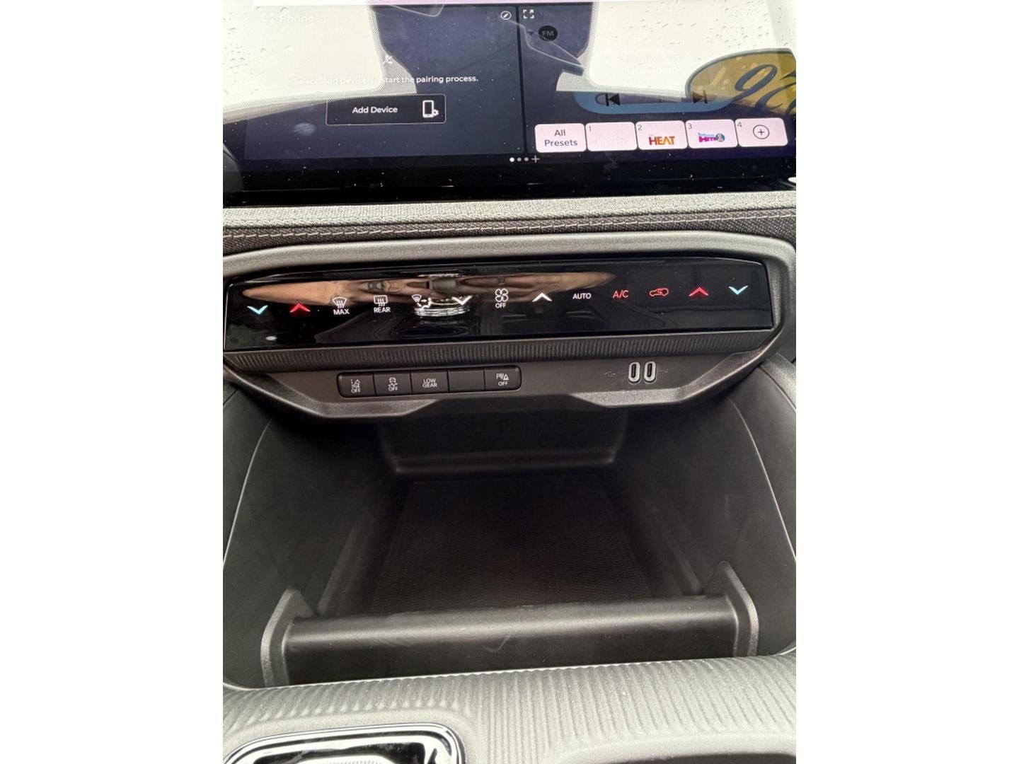 2026 Jeep CHEROKEE LAREDO 4X4 11