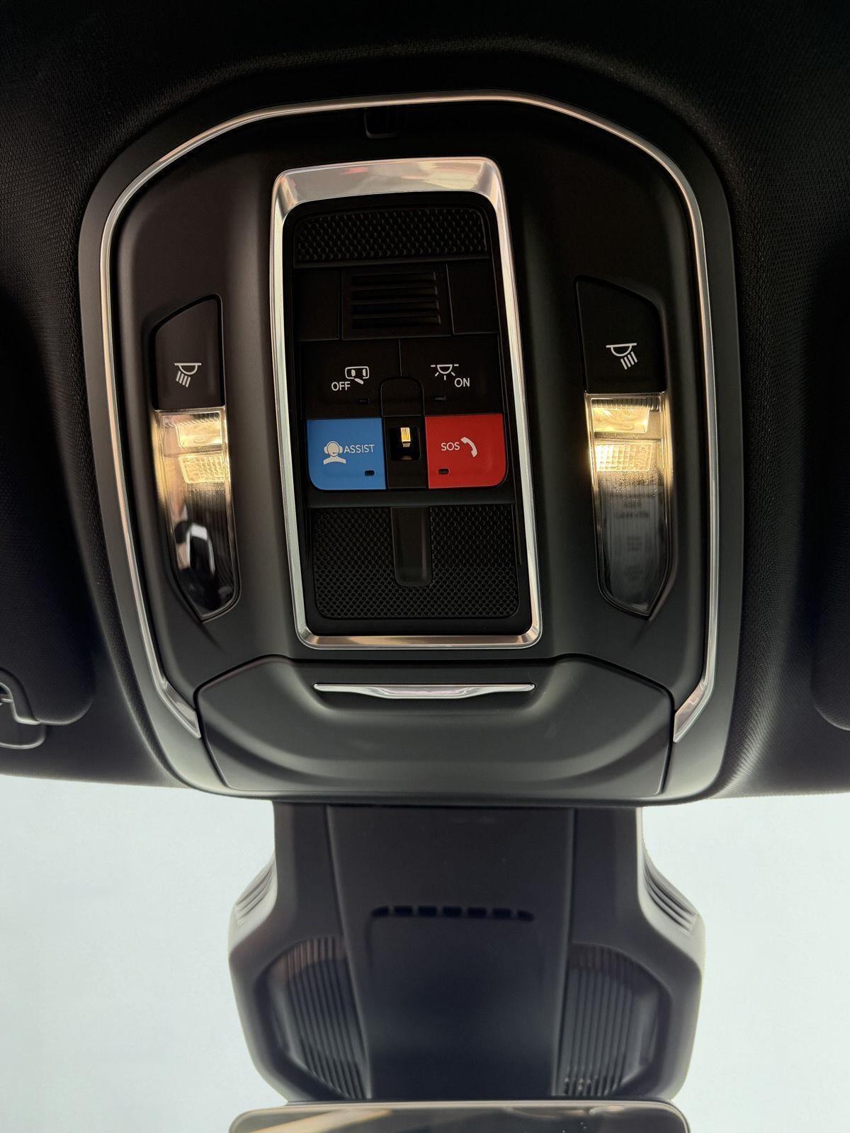 2026 Jeep CHEROKEE LAREDO 4X4 12