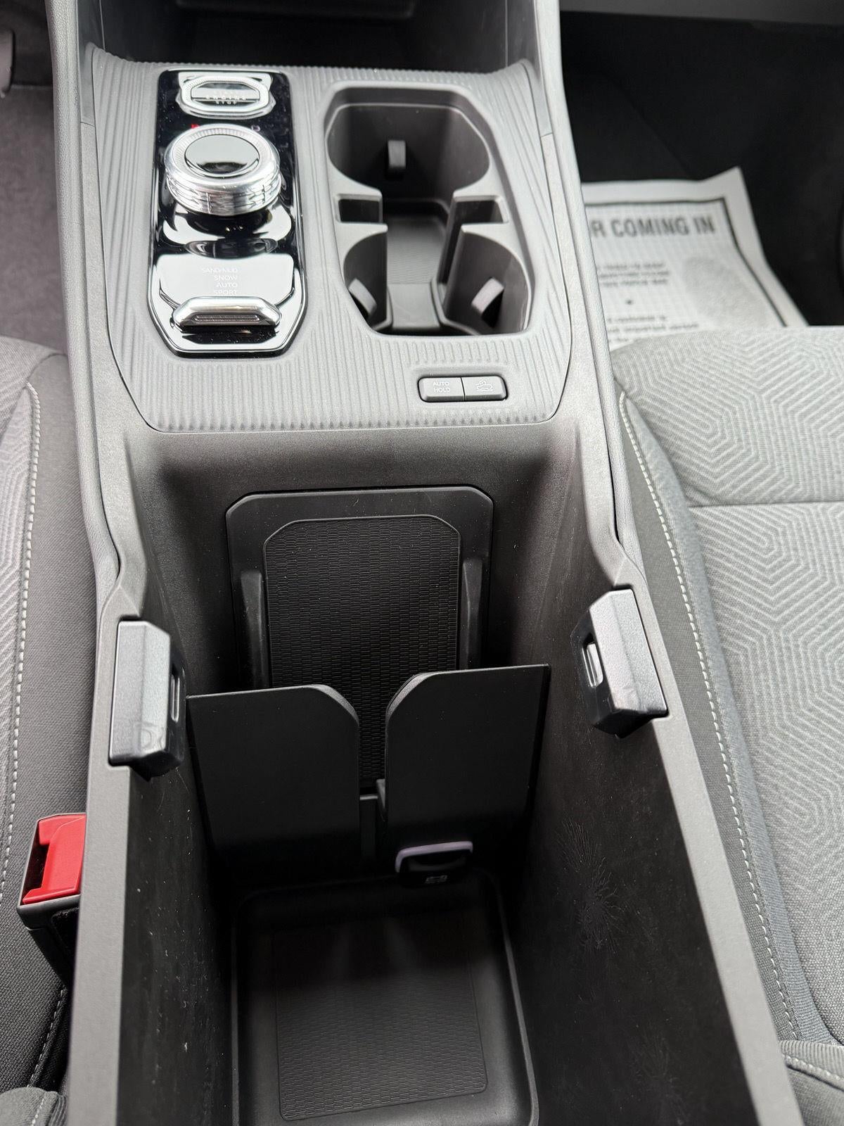 2026 Jeep CHEROKEE LAREDO 4X4 13