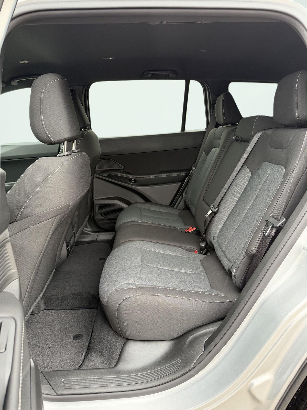 2026 Jeep CHEROKEE LAREDO 4X4 15