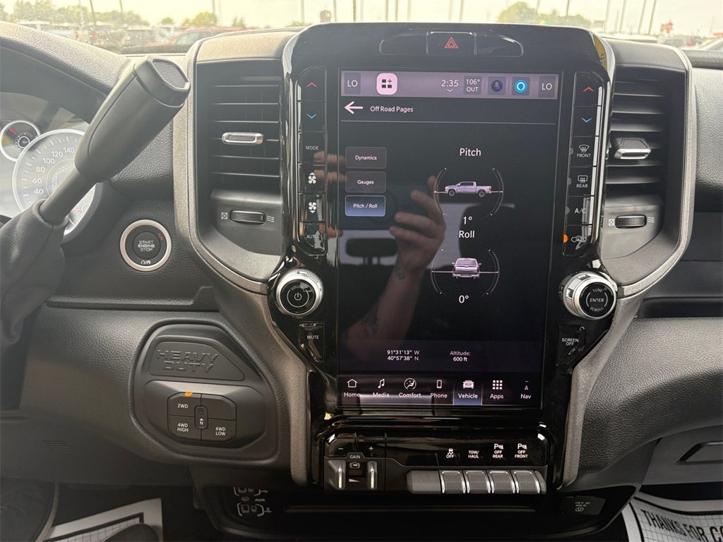 2026 RAM Ram 3500 RAM 3500 TRADESMAN CREW CAB 4X4 6'4' BOX