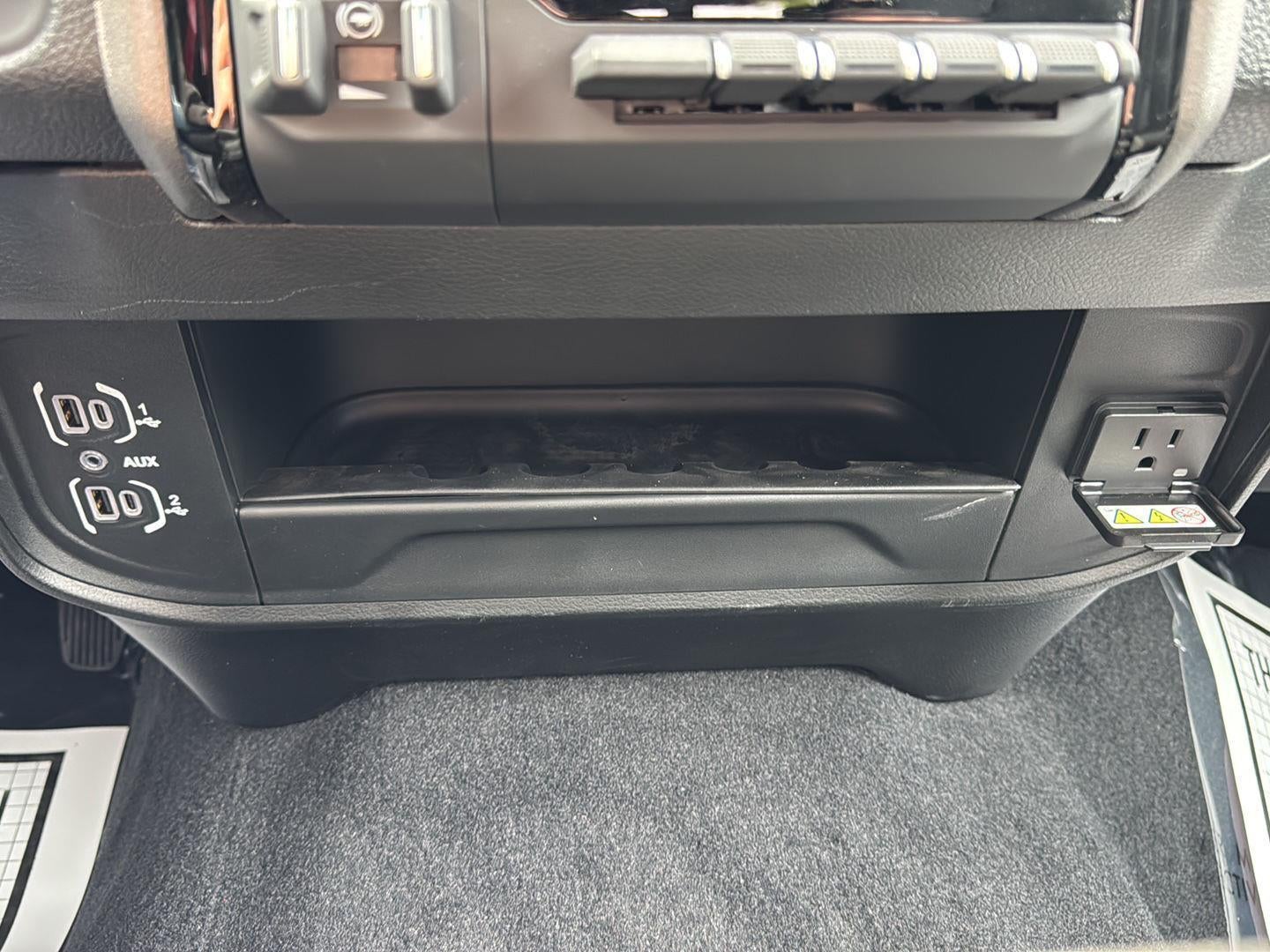 2026 RAM Ram 3500 RAM 3500 TRADESMAN CREW CAB 4X4 6'4' BOX