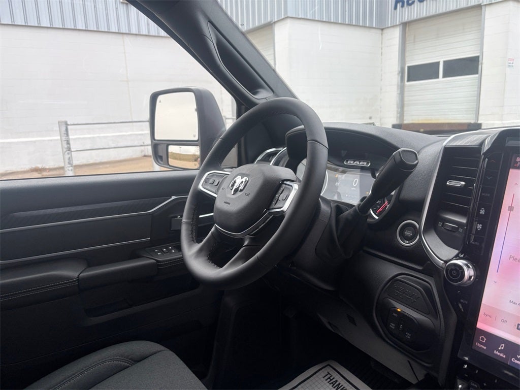 2026 RAM Ram 3500 RAM 3500 BIG HORN CREW CAB 4X4 6'4' BOX