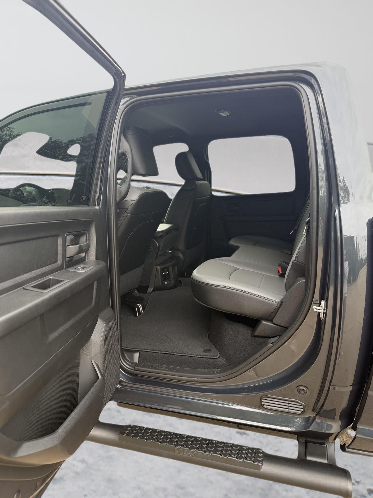 2027 RAM Ram 2500 Pickup Tradesman - Photo 17