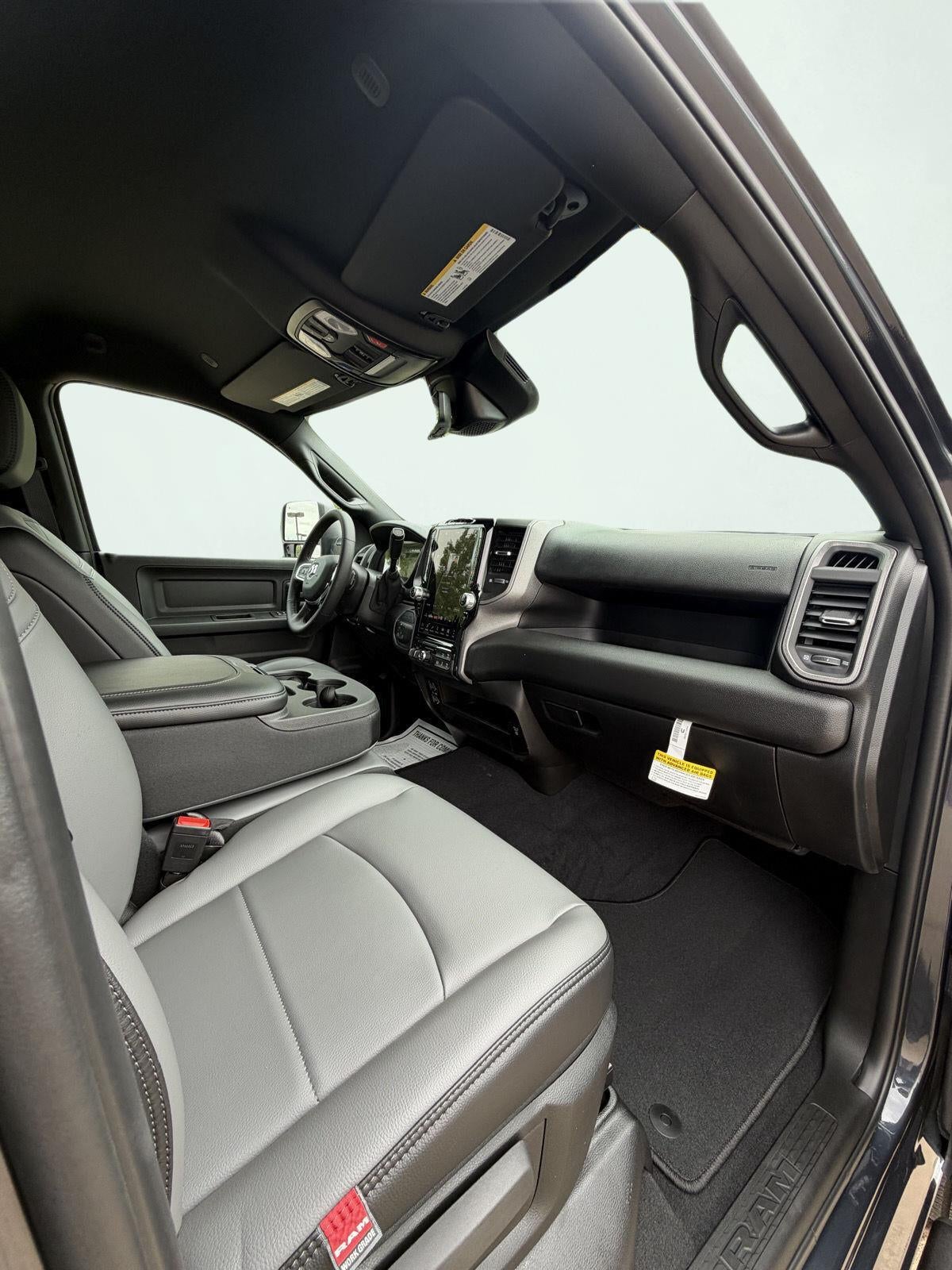 2027 RAM Ram 2500 Pickup Tradesman - Photo 25