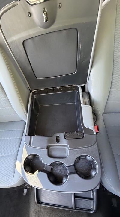 2018 RAM 3500 Tradesman Crew Cab 4x4 8' Box