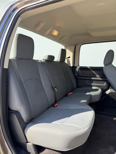 2018 RAM 3500 Tradesman Crew Cab 4x4 8' Box