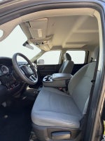 2018 RAM 3500 Tradesman Crew Cab 4x4 8' Box