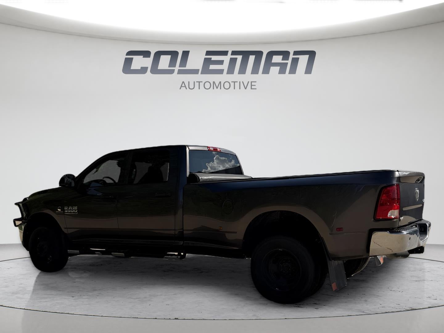 2018 RAM 3500 Tradesman Crew Cab 4x4 8' Box