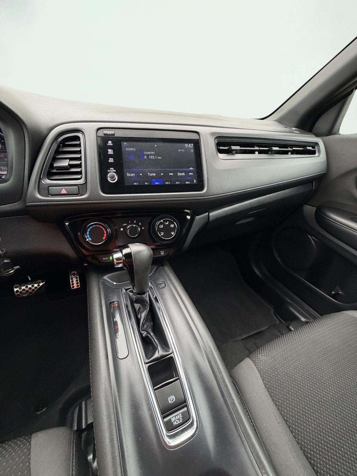 2022 Honda HR V AWD Sport 10