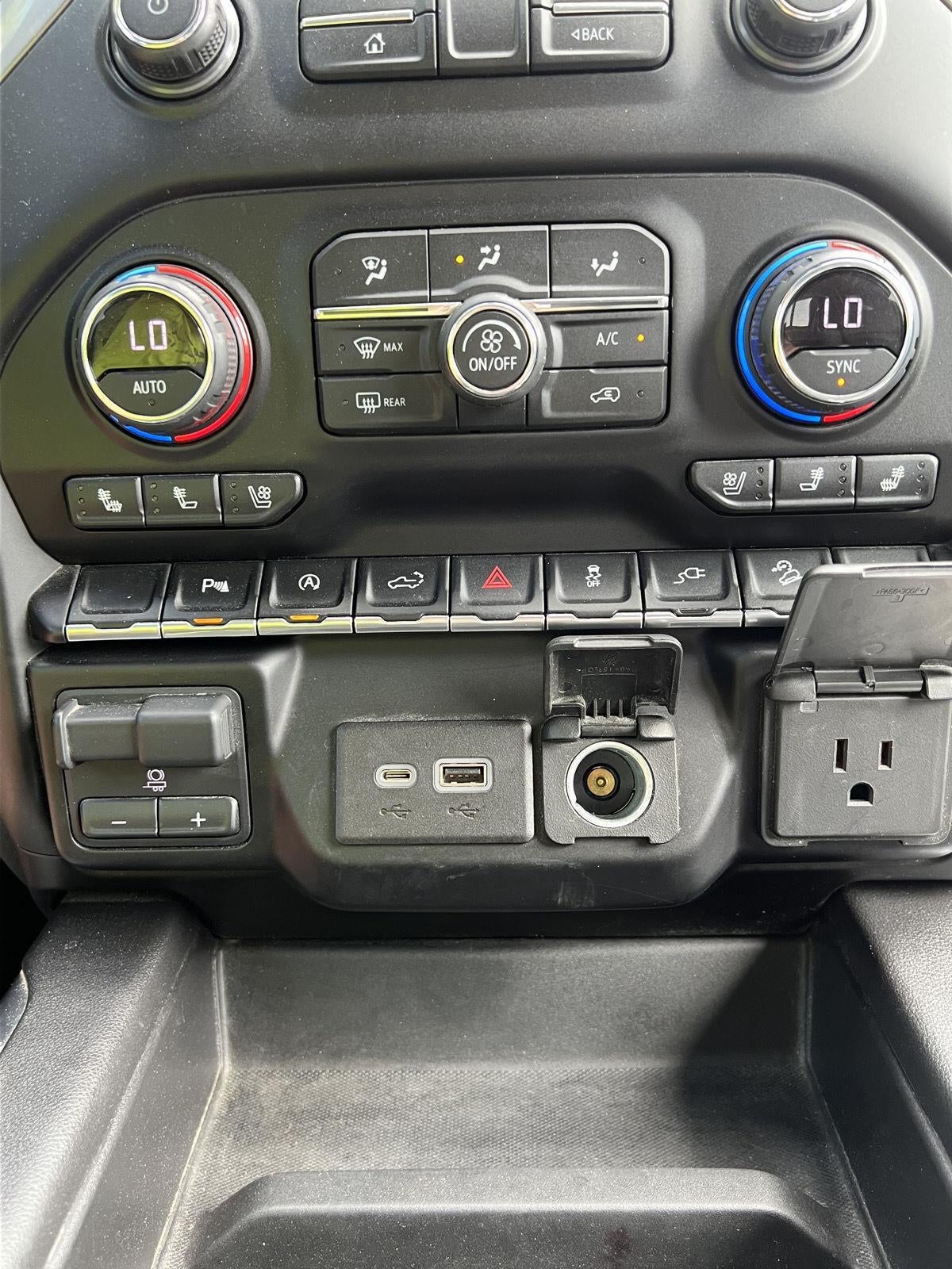 2021 Chevrolet Silverado 1500 4WD Crew Cab Short Bed LTZ