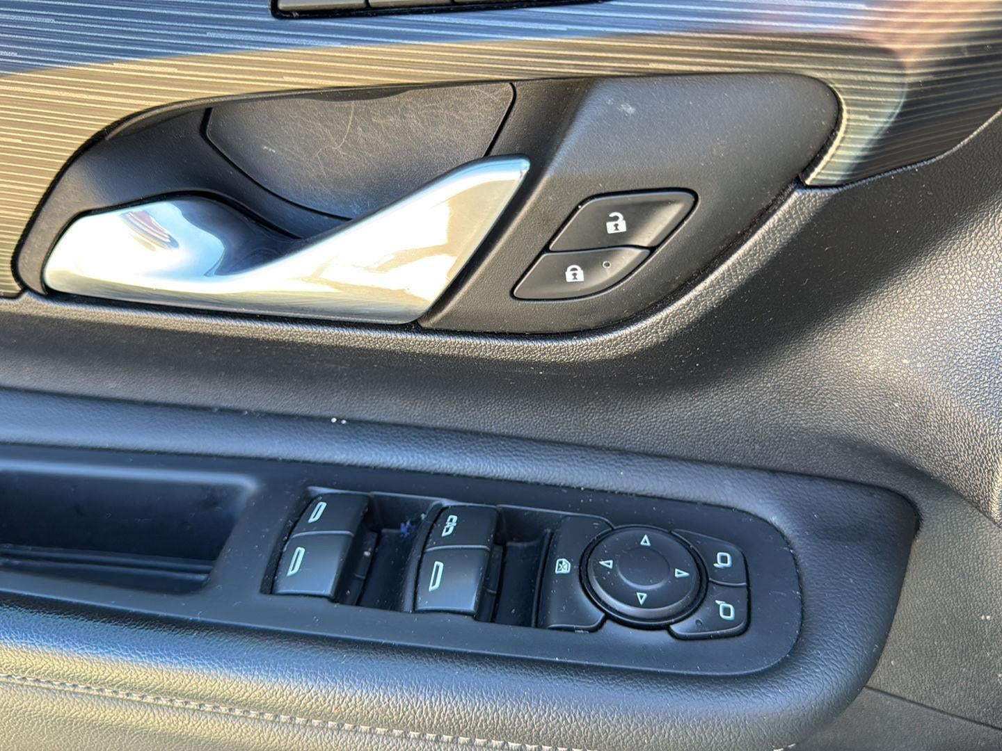 2024 GMC Terrain AWD SLT