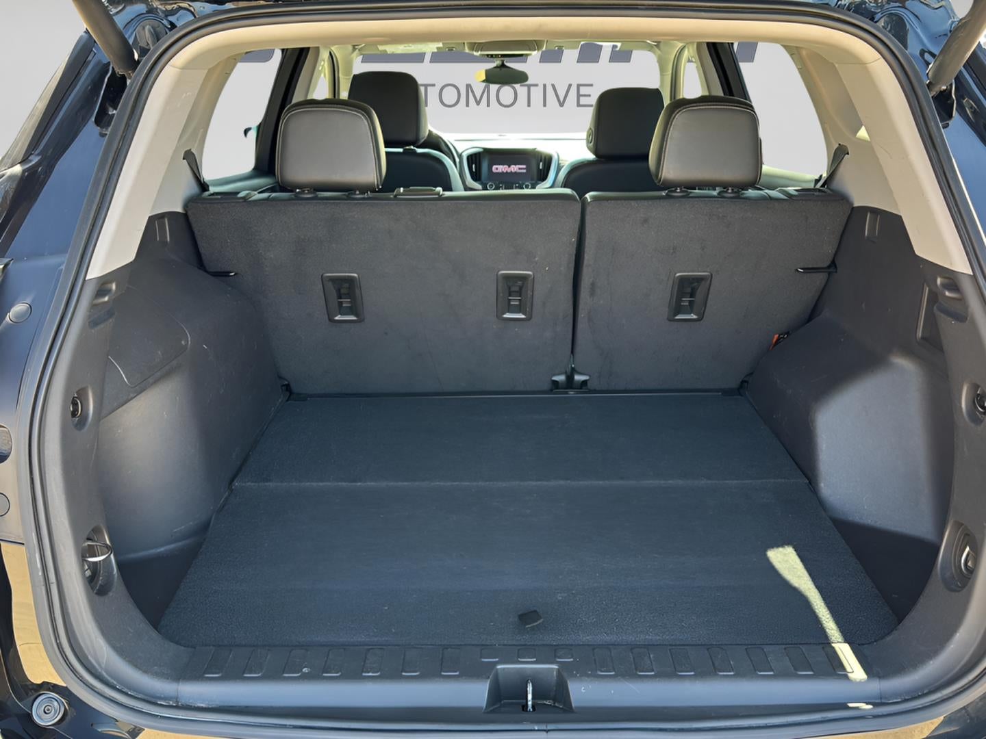 2024 GMC Terrain AWD SLT