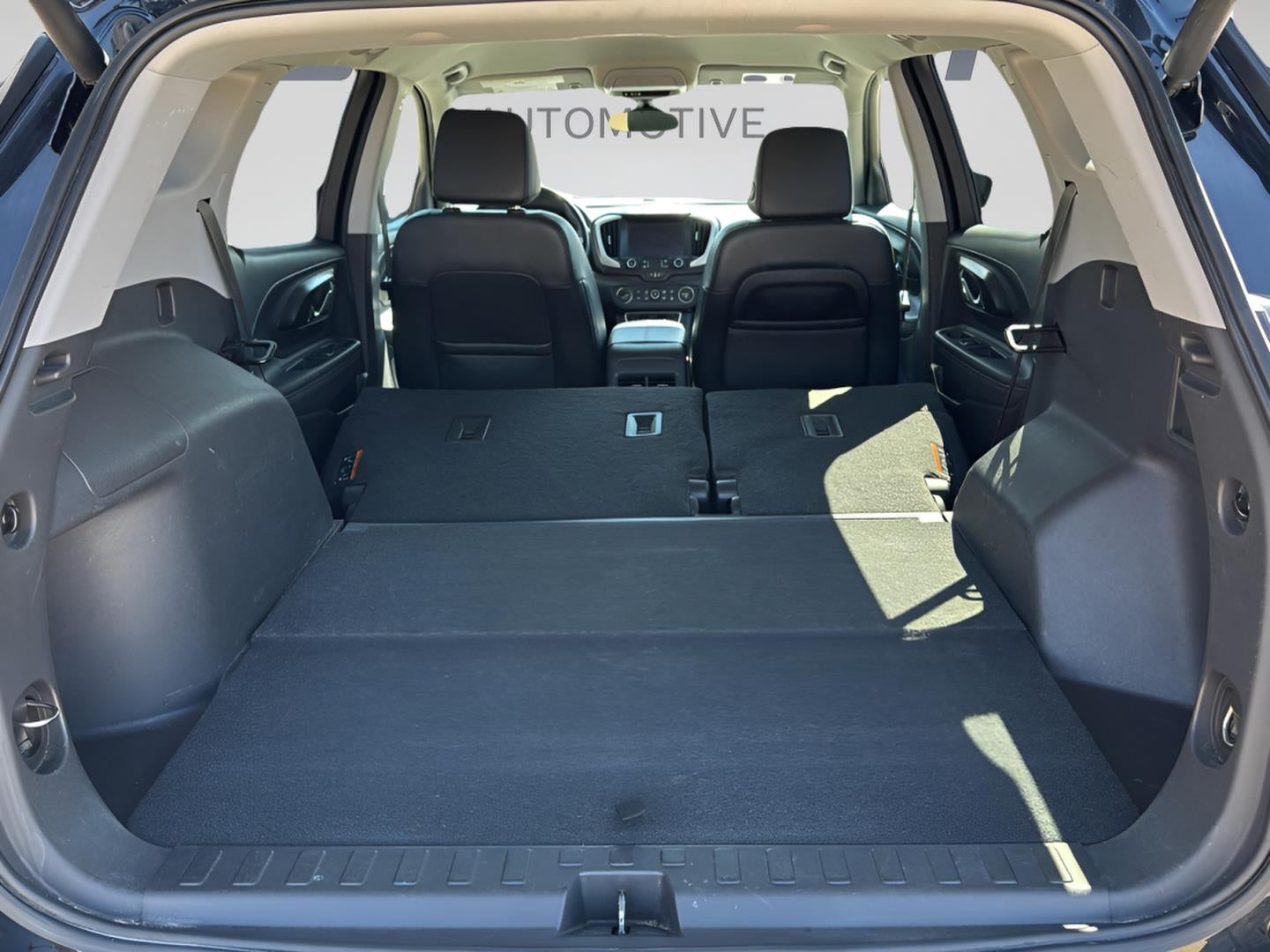 2024 GMC Terrain AWD SLT