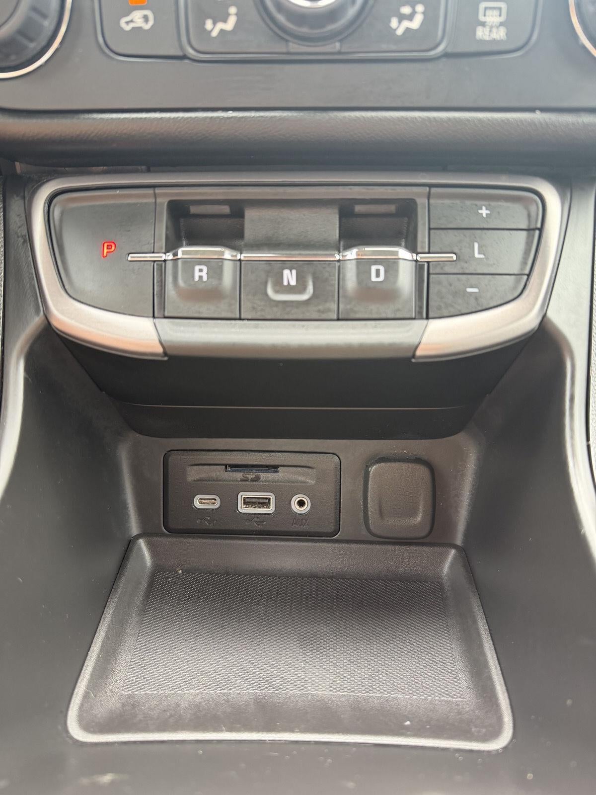 2024 GMC Terrain AWD AT4