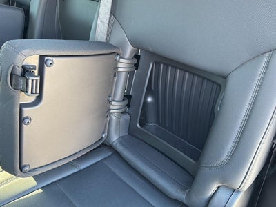 2025 GMC Sierra 1500 4WD Crew Cab Short Box SLT