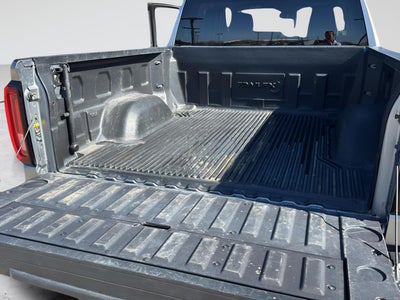 2025 GMC Sierra 1500 4WD Crew Cab Short Box SLT