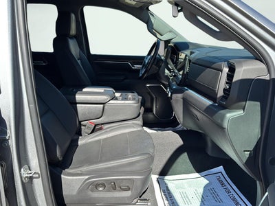 2025 GMC Sierra 1500 4WD Crew Cab Short Box SLT