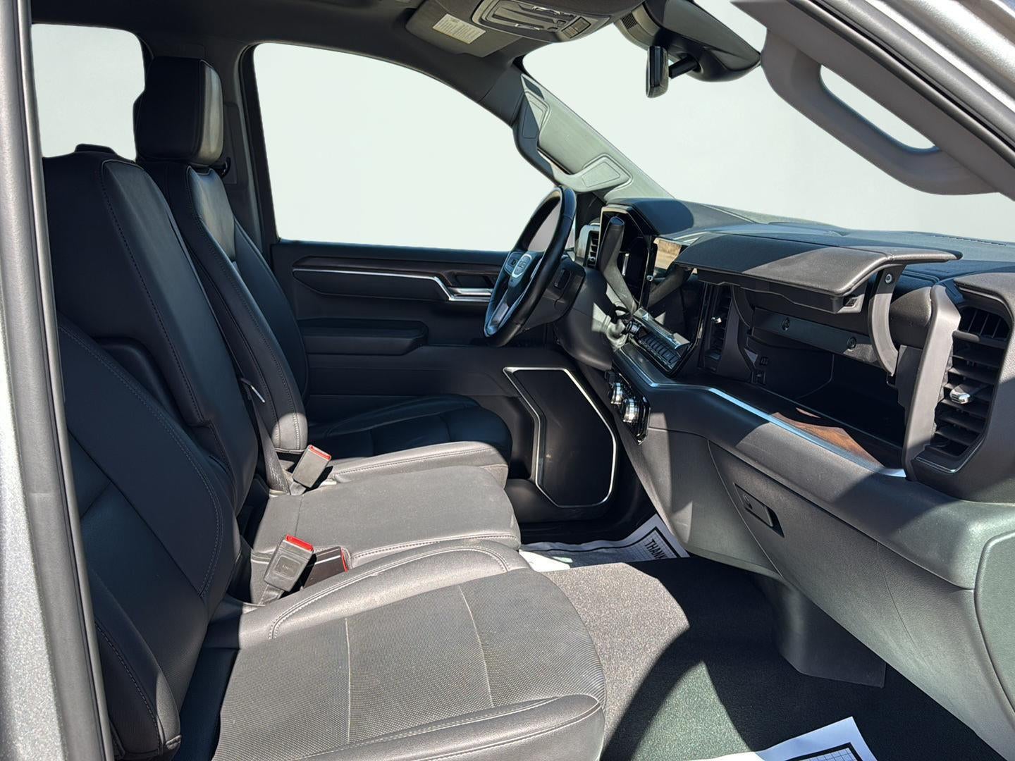 2025 GMC Sierra 1500 4WD Crew Cab Short Box SLT