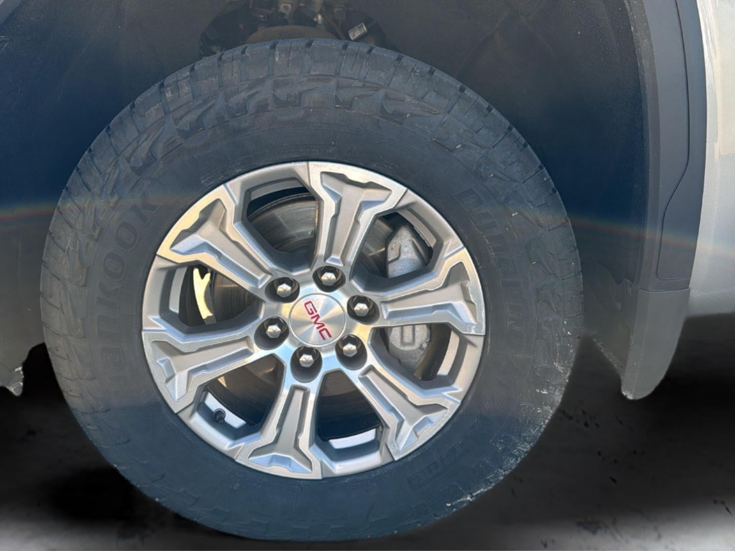 2025 GMC Sierra 1500 4WD Crew Cab Short Box SLT