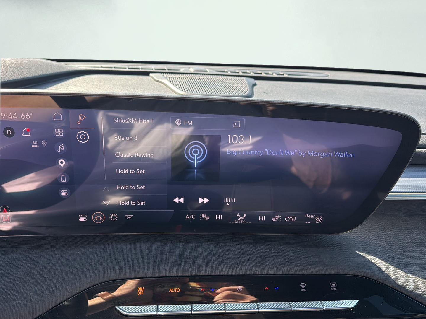 2025 Buick Enclave Sport Touring FWD