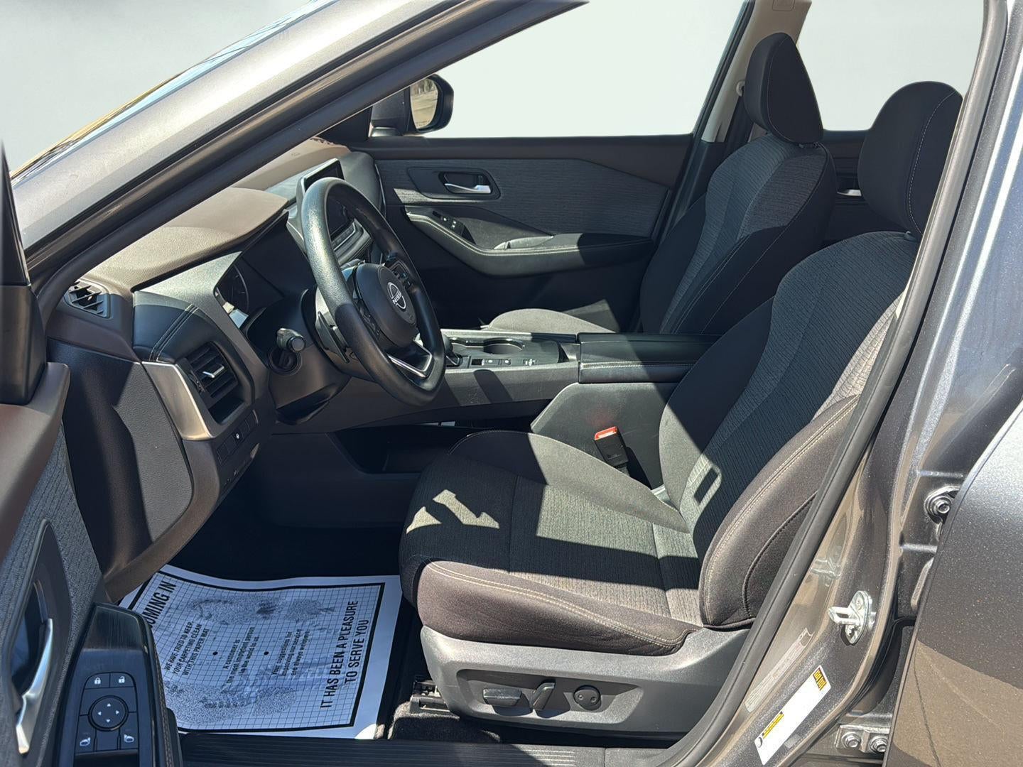 2023 Nissan Rogue SV FWD