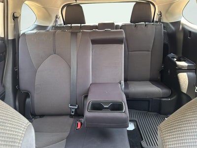 2021 Toyota Highlander LE