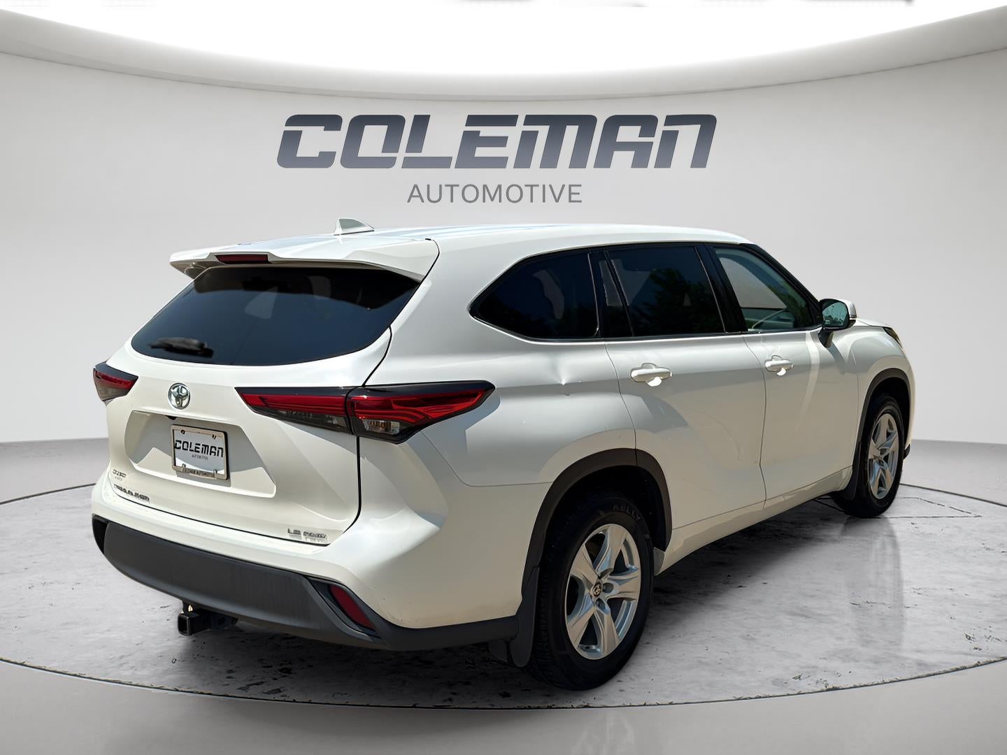 2021 Toyota Highlander LE