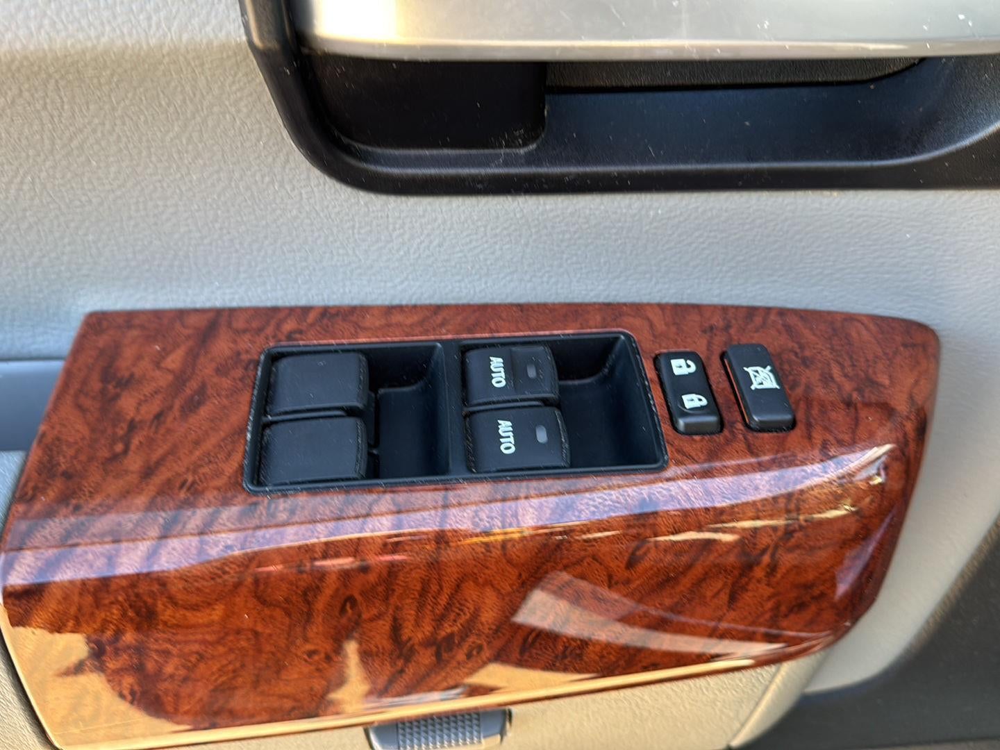 2019 Toyota Sequoia Platinum