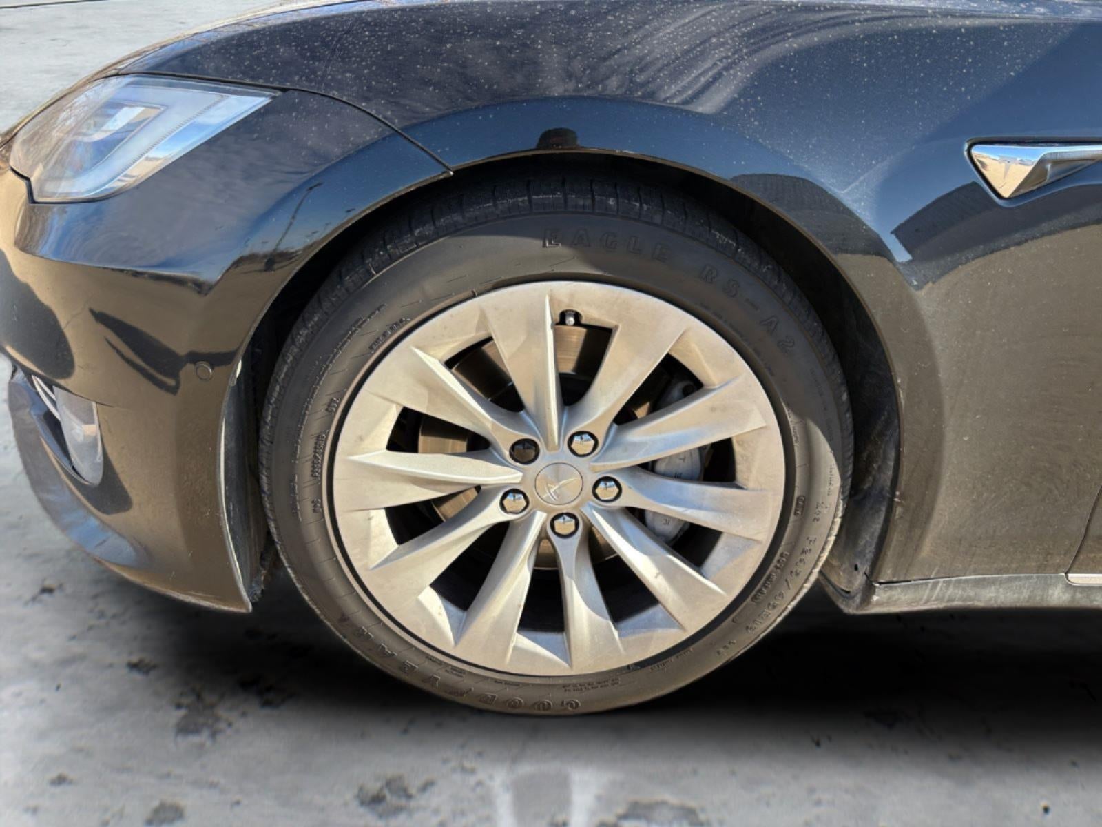 2017 Tesla Model S 90D