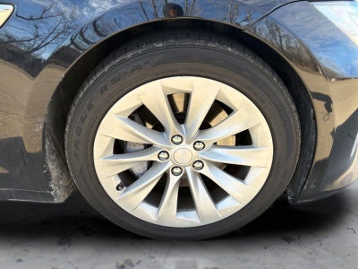 2017 Tesla Model S 90D