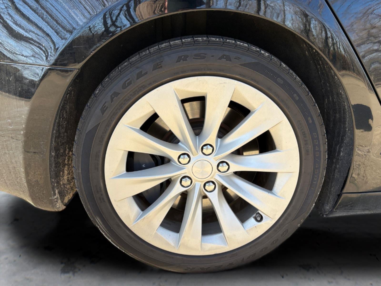 2017 Tesla Model S 90D