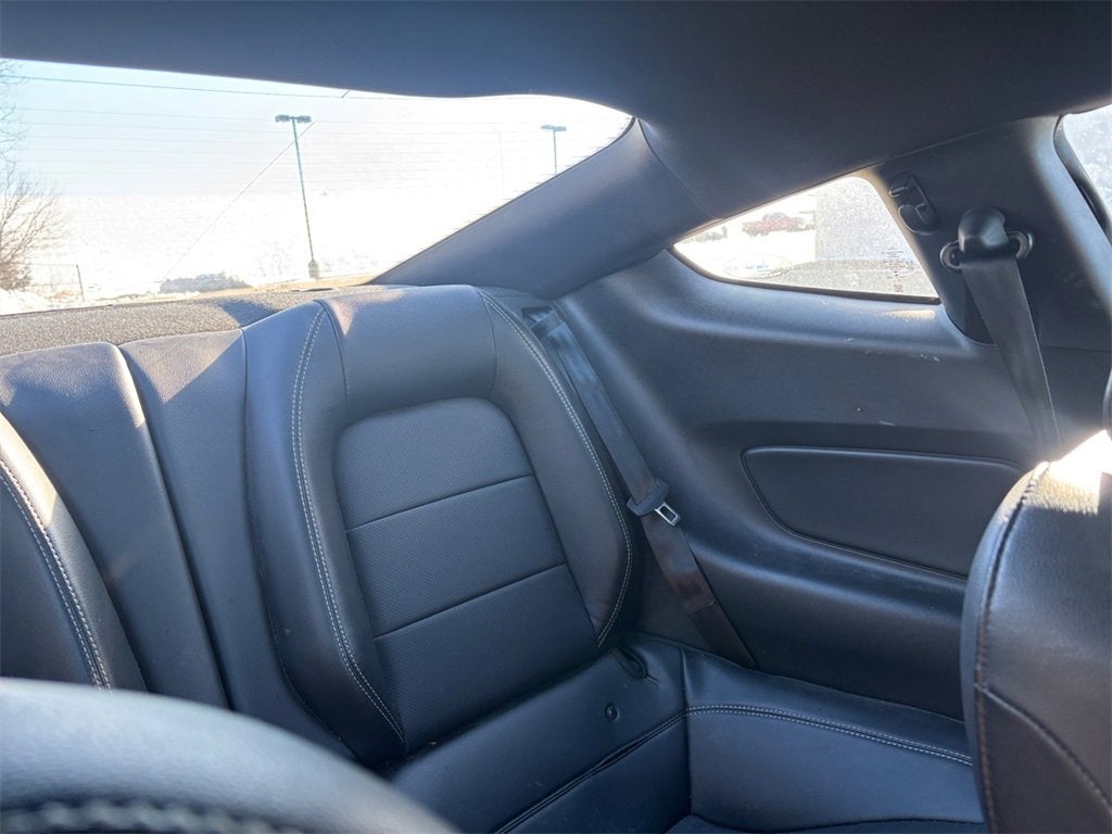 2021 Ford Mustang EcoBoost