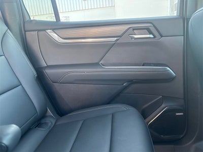 2024 GMC Acadia Elevation