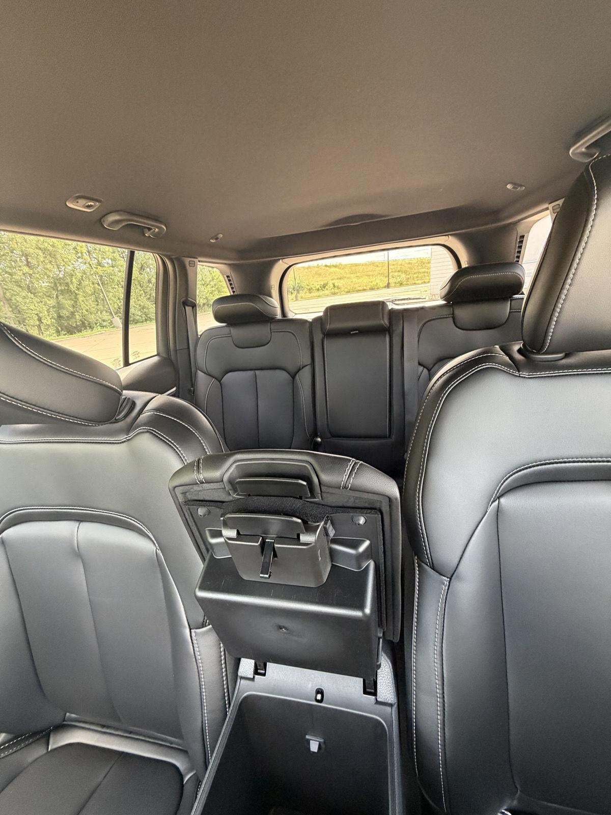 2027 Jeep Grand Cherokee LIMITED 4X4 11