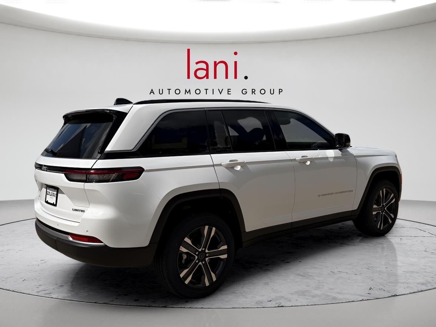 2027 Jeep Grand Cherokee LIMITED 4X4 32